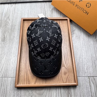 LOUISVUITTON  2025新款時尚帽子