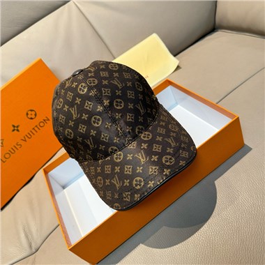 LOUISVUITTON  2025新款時尚帽子