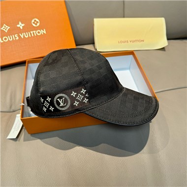 LOUISVUITTON  2025新款時尚帽子