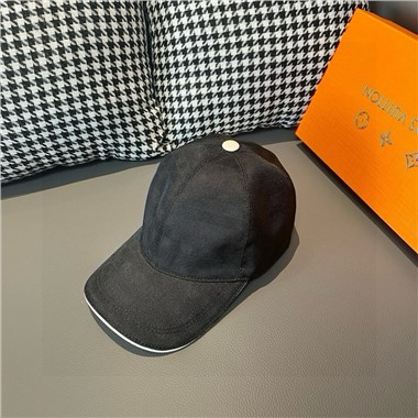 LOUISVUITTON  2025新款時尚帽子
