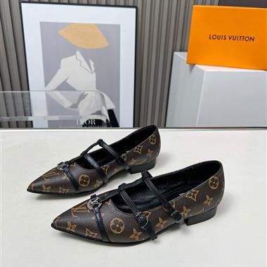 Louis Vuitton   2025新款女生休閒時尚鞋子
