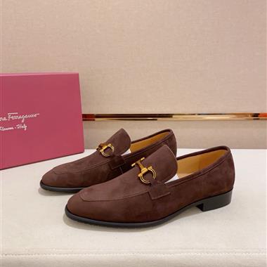 Ferragamo   2025新款男生休閒時尚鞋子