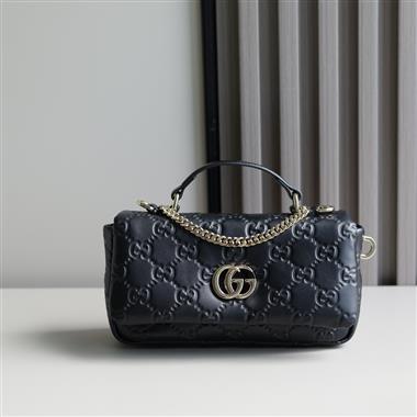 GUCCI   2025新款女生時尚包包 尺寸：21*12.4*4.6CM