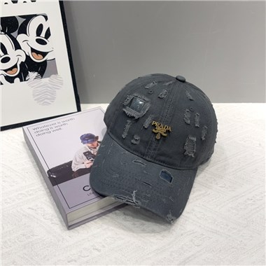 PRADA  2025新款時尚帽子