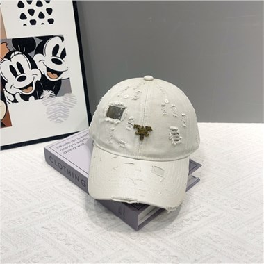 PRADA  2025新款時尚帽子