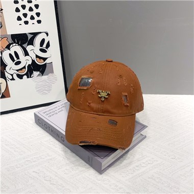 PRADA  2025新款時尚帽子