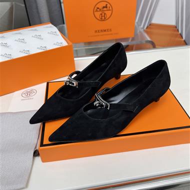 HERMES  2025新款女生休閒時尚鞋子