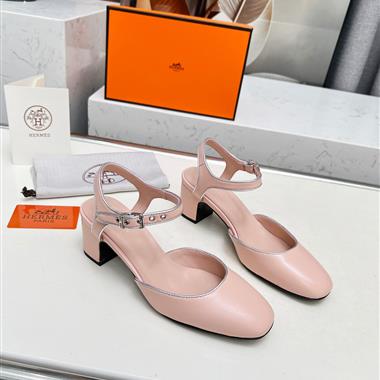 HERMES  2025新款女生休閒時尚鞋子