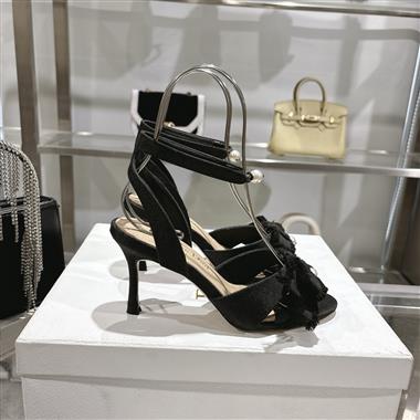 DIOR   2025新款女生休閒時尚鞋子