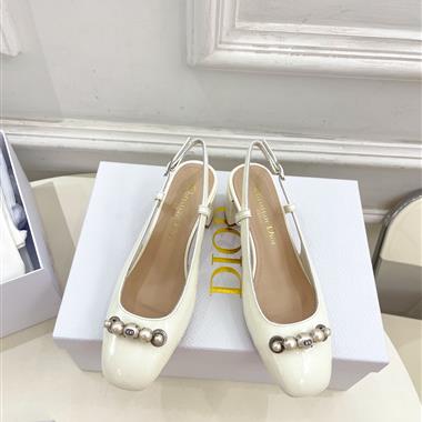 DIOR   2025新款女生休閒時尚鞋子