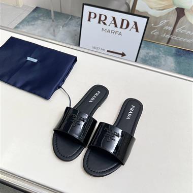 PRADA   2025新款女生休閒時尚鞋子