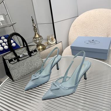 PRADA   2025新款女生休閒時尚鞋子