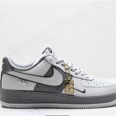 NIKE AIR FORCE 1‘07 LV8