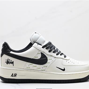 NIKE AIR FORCE 1‘07