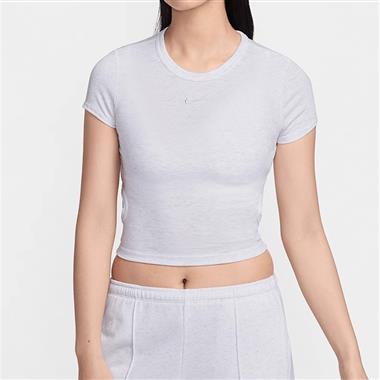 NIKE   2025夏季新款女生短袖T恤