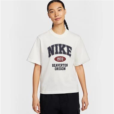 NIKE   2025夏季新款女生短袖T恤