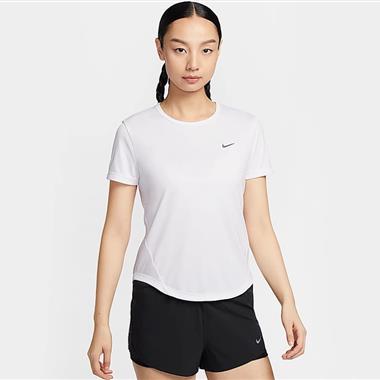 NIKE   2025夏季新款女生短袖T恤