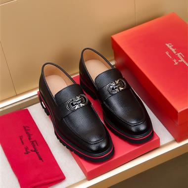Ferragamo   2025新款男生休閒時尚鞋子