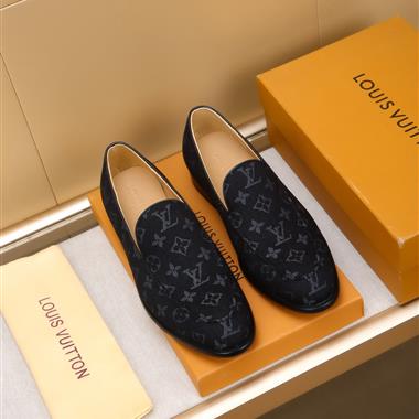 Louis Vuitton   2025新款男生休閒時尚鞋子