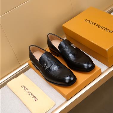 Louis Vuitton   2025新款男生休閒時尚鞋子