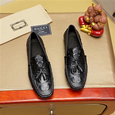 GUCCI   2025新款男生休閒時尚鞋子