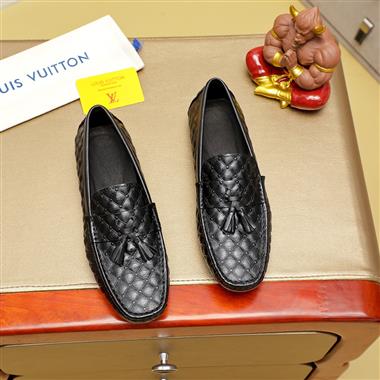 Louis Vuitton  2025新款男生休閒時尚鞋子