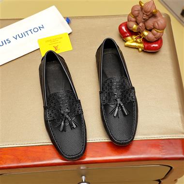 Louis Vuitton  2025新款男生休閒時尚鞋子