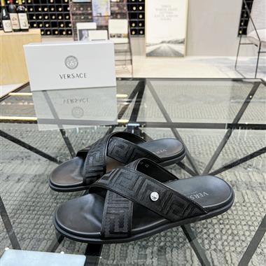 VERSACE   2025新款男生休閒時尚鞋子