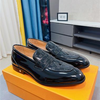 Louis Vuitton   2025新款男生休閒時尚鞋子