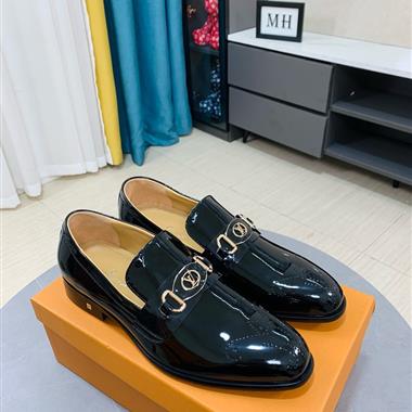Louis Vuitton   2025新款男生休閒時尚鞋子