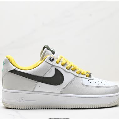 NIKE AIR FORCE 1‘07