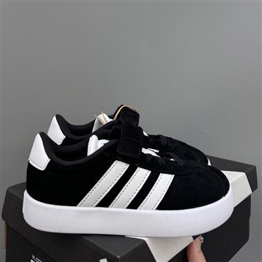 Adidas 兒童魔術貼休閑鞋