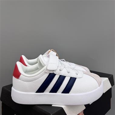 Adidas 兒童魔術貼休閑鞋