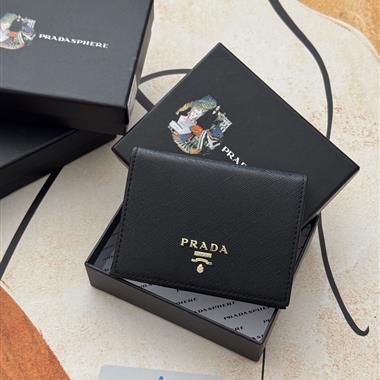 PRADA   2025新款時尚包包 尺寸：11.2×9.5CM