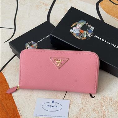 PRADA   2025新款時尚包包 尺寸：19*12CM