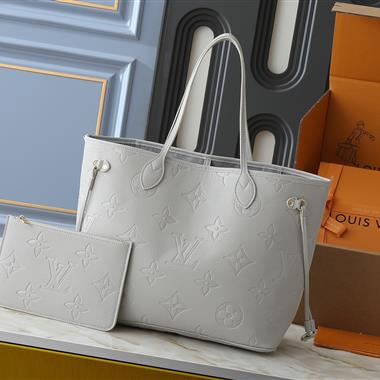 LOUIS VUITTON   2025新款女生時尚包包  尺寸：31*28*14CM