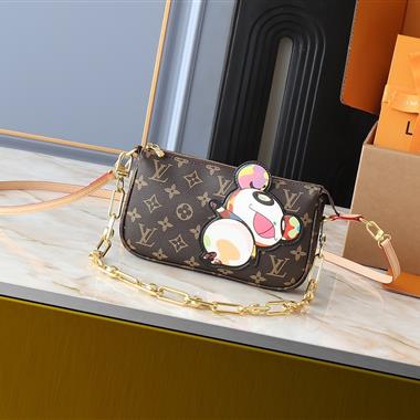 LOUIS VUITTON   2025新款女生時尚包包  尺寸：22*13*4CM