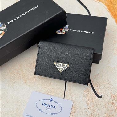 PRADA   2025新款時尚包包 尺寸：11*6.5CM
