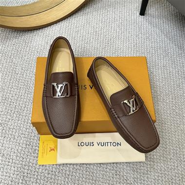 Louis Vuitton    2025新款男生休閒時尚鞋子