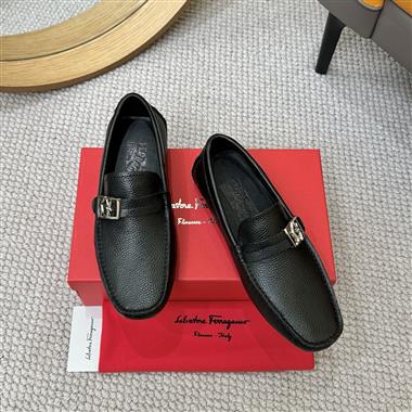 Ferragamo   2025新款男生休閒時尚鞋子