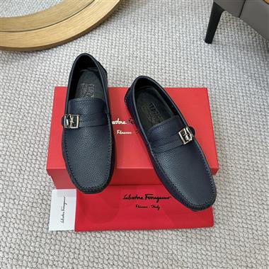 Ferragamo   2025新款男生休閒時尚鞋子