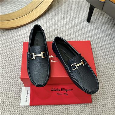 Ferragamo   2025新款男生休閒時尚鞋子