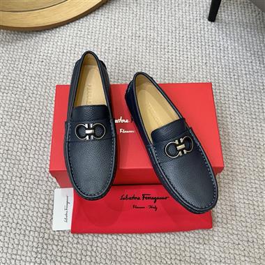 Ferragamo   2025新款男生休閒時尚鞋子