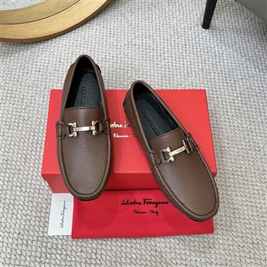 Ferragamo   2025新款男生休閒時尚鞋子