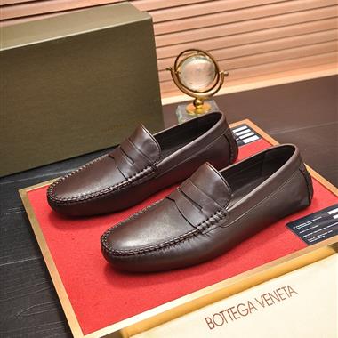 BOTTEGA VENETA   2025新款男生休閒時尚鞋子