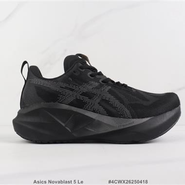 Asics Novablast 5 Le 減震回彈跑步鞋 