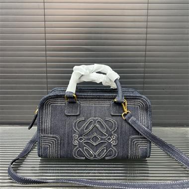 LOEWE   2025新款男生時尚包包  尺寸：18*29CM