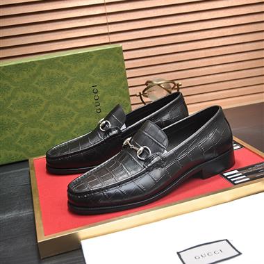 GUCCI   2025新款男生休閒時尚鞋子
