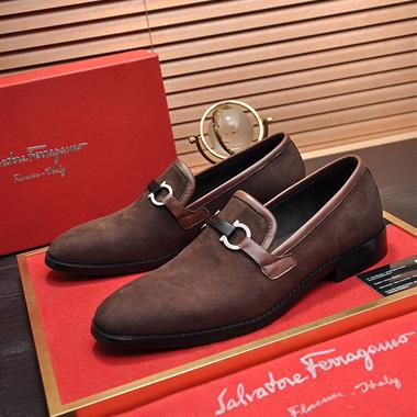Ferragamo   2025新款男生休閒時尚鞋子