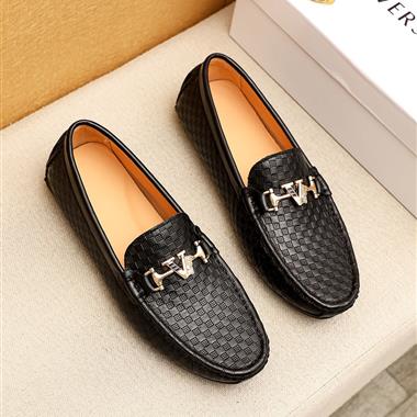 VERSACE   2025新款男生休閒時尚鞋子